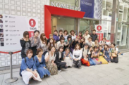 名古屋モード学園学生たち(KOMEHYOにて)