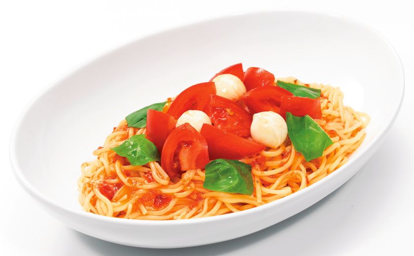 生パスタ　「JINJIN」
モチモチ生麺の冷製パスタ2種を夏季限定販売
