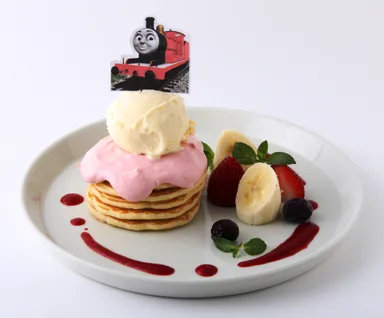 うぬぼれやさんジェームスのいちごホイップパンケーキ