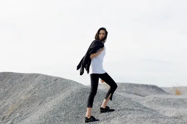 女性服モデル3(Lonely two-legged creature Co.,LTD.)(ブース番号31)