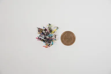 サンプル：リボン細断片