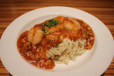 魚介のシンガポールチリソース和え麺
