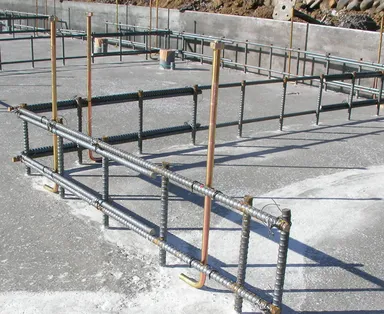 アンカーボルトM12の設置現場