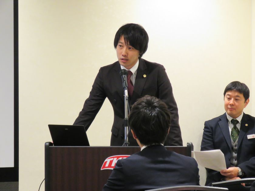 司法修習生の「給費制」が事実上復活するも、
給費は来期修習生から。
70期修習生に朗報！アディーレの事務所説明会（池袋）なら
交通費は事務所負担！
