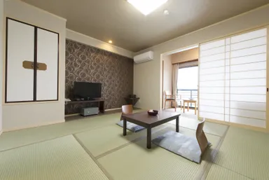 山中温泉 花・彩朝楽 和モダン客室