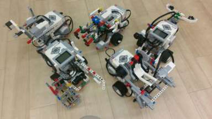 交野市内の全ての公立の小中学校で、
「プログラボ」によるプログラミング教育導入準備の支援を決定
～6月19日（月）・20日（火）に交野市立妙見坂小学校で公開授業を実施～