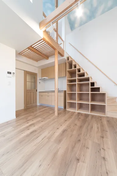 天井が空模様のお部屋2