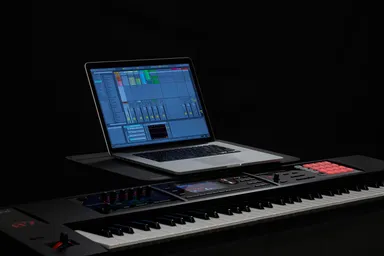 「Ableton Live Lite」など 音楽制作ソフトとも高度に連携