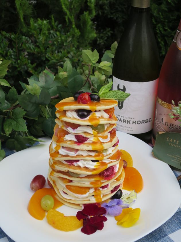 酒豪男子も？！甘党でも辛党でも一緒にお酒が飲める！
小田急百貨店新宿店『カフェ プランツ』で
パンケーキ食べ放題＆飲み放題ビアテラス開催中！