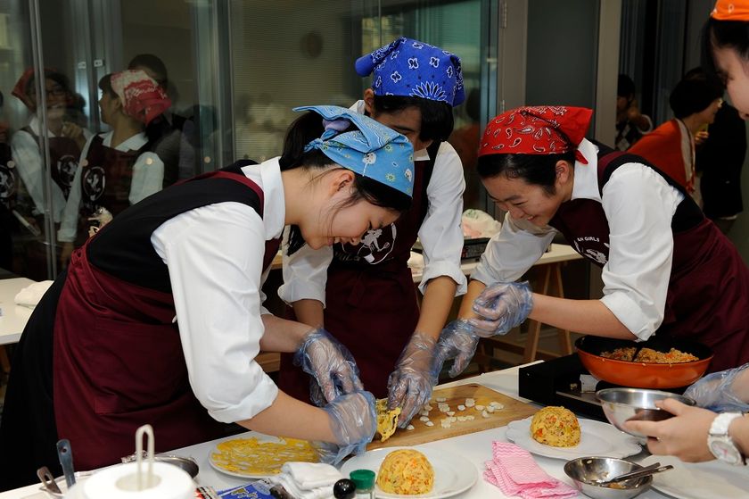 中学・高校生の「食」を応援する料理大会を開催！
第６回　オレンジページ×味の素KK
ジュニア料理選手権