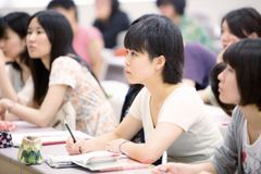 実際の講義を短時間×複数学科体験できるオープンキャンパス　和洋女子大学　授業体験＋保護者対象進学説明会開催