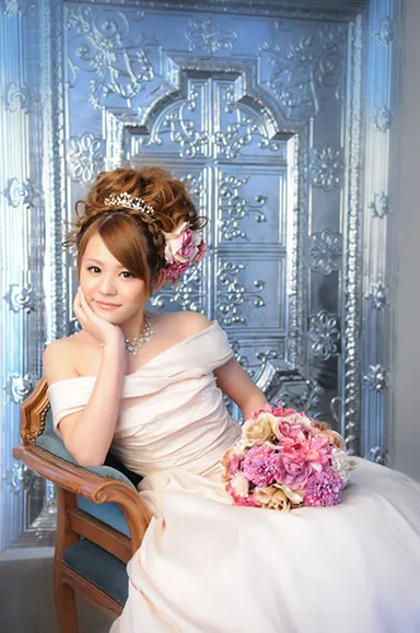 最近はドレス撮影も人気です！