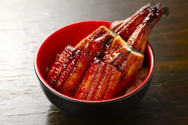 「特上うな丼」1,500円