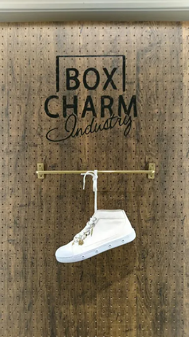 BOX CHARM Industry 5