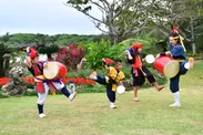 沖縄の伝統的な踊りを楽しむ「エイサー体験」