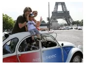 クラシックカー 2CVで行くパリの主要観光地を網羅！