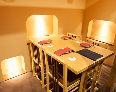 テーブル個室は全部で6部屋