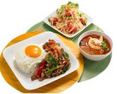 『タイ国屋台式料理スパイスMARKET』激辛定食