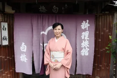 料理旅館白梅・女将・奥田氏