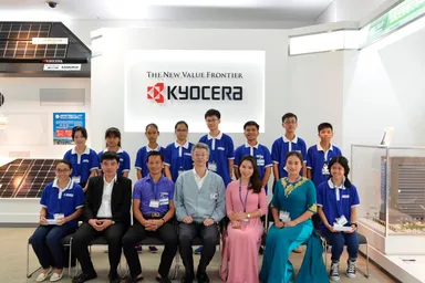 京セラ本社 訪問時の記念撮影（昨年：第1回ツアー）