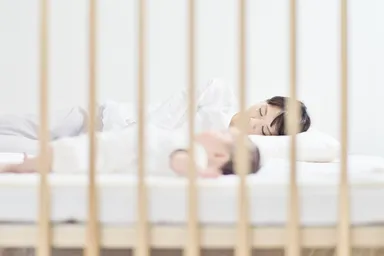 添い寝イメージ2