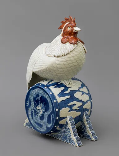 赤絵染付諫鼓鶏香炉(有田焼)　ミュンヘン五大陸博物館蔵 (C)Museum Funf Kontinente, Munich (MFK)