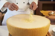 パルミジャーノ・レッジャーノ 茸のクリームソース