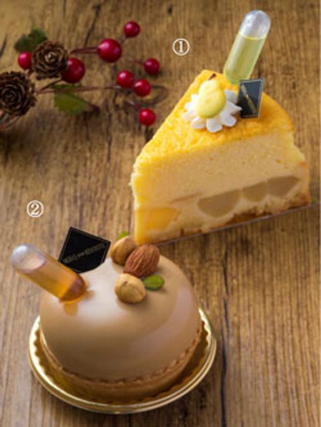 リキュール入りシロップで、味の変化を楽しむ
秋の新作“洋梨”と“木の実”のタルト
2017年9月1日（金）より大阪新阪急ホテルにて販売