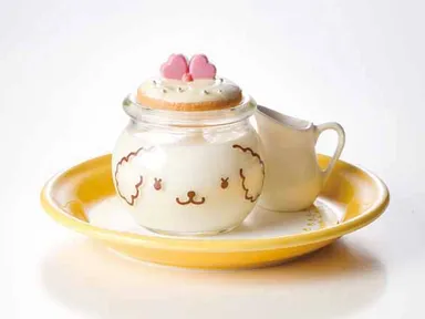 帽子でおめかし♪マカロンミルクプリン