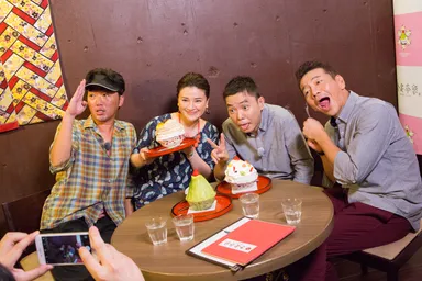 老舗和菓子屋にて記念撮影