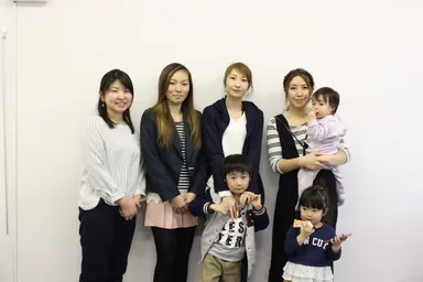 バスツアー企画の座談会に参加したラボママたち