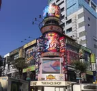 台北西門町の同社広告ディスプレイ・ウォール