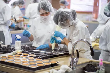 準備するお菓子は１００個