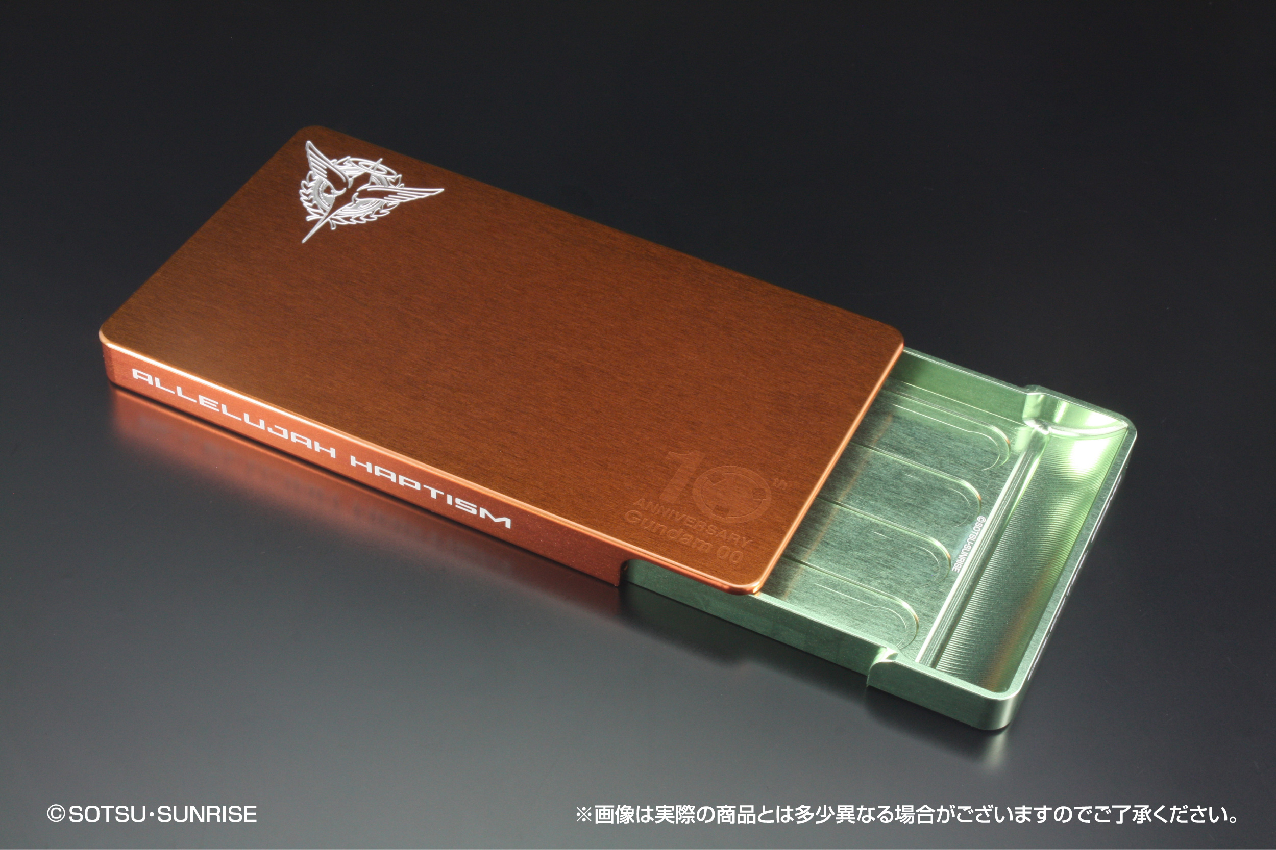 機動戦士ガンダム00」10周年記念ビジネスグッズ2種登場 カード