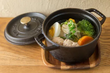 白菜漬と甘酒鶏団子の和風ポトフ