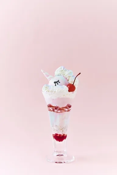 ゆめかわいいユニコーンパフェ