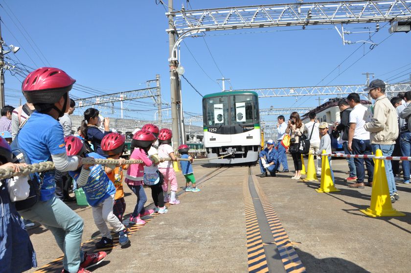 ― ＡＬＬ  ＫＥＩＨＡＮ　サンクスフェスタ ―
１０月１５日（日）、京阪電車 寝屋川車両基地で
「ファミリーレールフェア ２０１７」を開催します！
