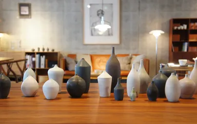 日本橋とやま館での出品作家(陶芸作家　安藤由香)