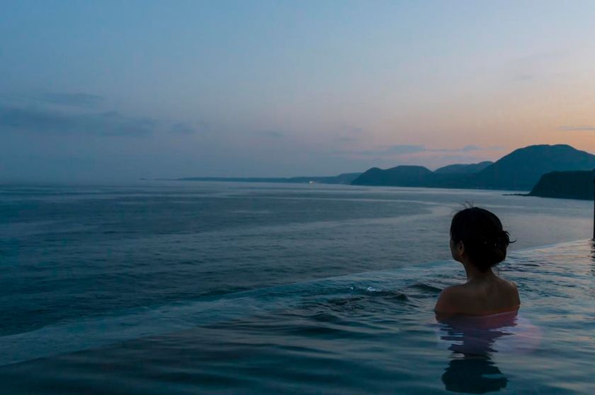 伊豆の温泉旅館「海一望絶景の宿いなとり荘」
12月1日から期間限定で特別優待料金にて提供