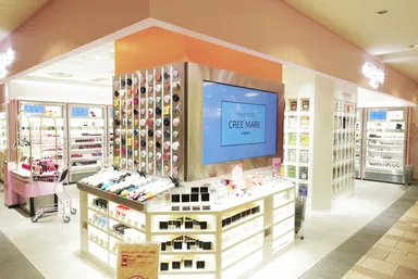 300円～5,000円まで幅広い価格帯の商品展開です