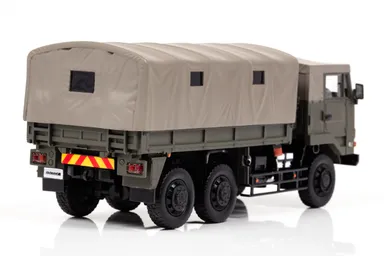 73式大型トラック 幌付：右後