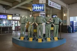 明和電機《ひっぱれ！六甲ケーブルカー》