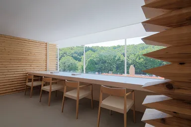 手紙を書くカウンター