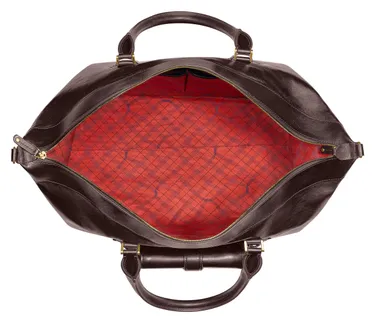 マサイ族の伝統柄からインスパイアされた 鮮やかなレッドのライニング