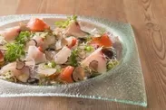 鮮魚×フレッシュ黒トリュフの贅沢なカルパッチョ