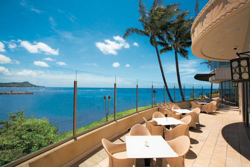 53 By The Sea(フィフティスリー バイ・ザ・シー)
111-HAWAII AWARD(ワン・ワン・ワン ハワイ アワード)2017の
Great view restaurant 部門にて第1位を受賞