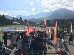 伊豆の名物「THIS 伊豆 しいたけバーガー」が「とっとりバーガーフェスタ2017」で全国3位に入賞！
