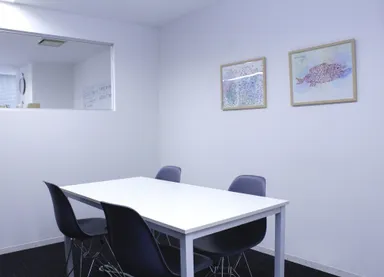 ミーティングルーム