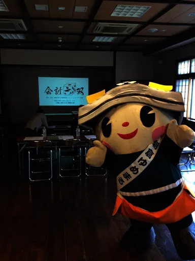 ゆるキャラも応援に来ました