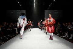 RUNWAY WAVE （ランウェイウェーブ）1